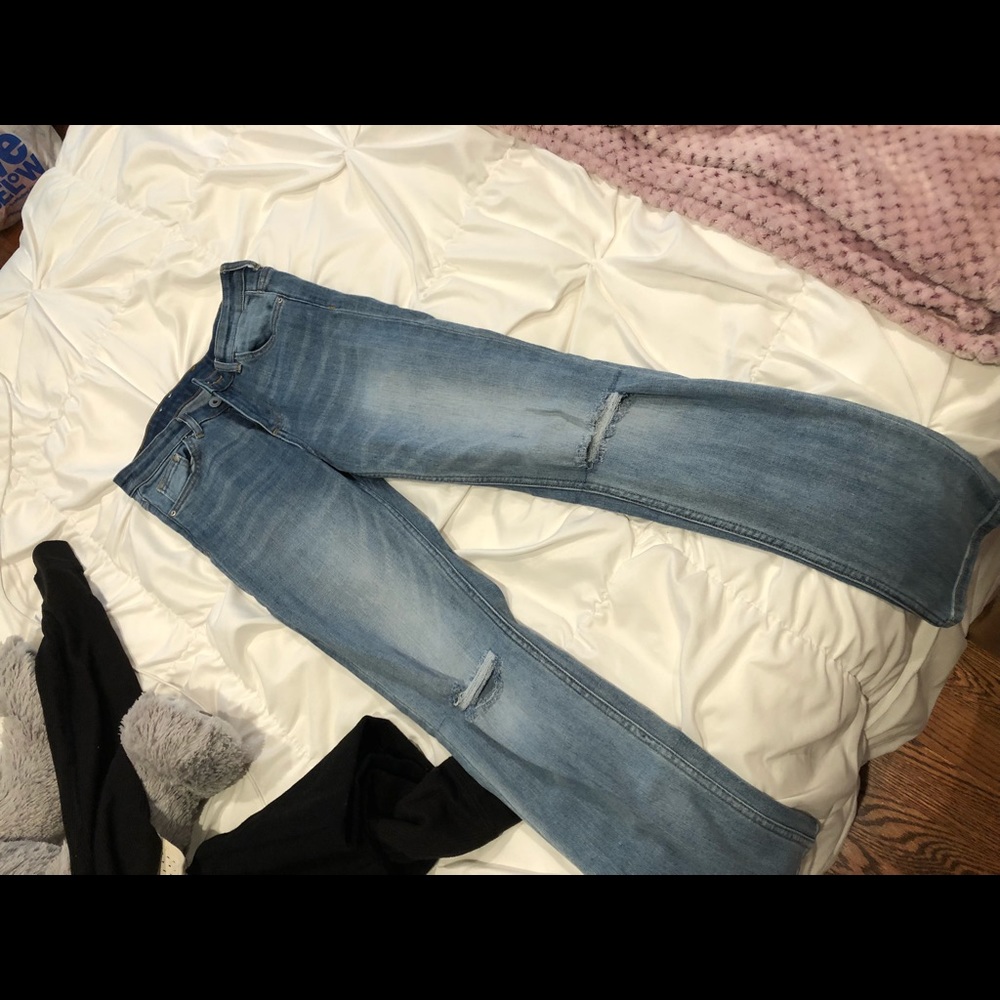 Ripped jeans
